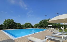 Wendy Apartment- Twobedroom & Pool & Parkprivatefree & Sports
