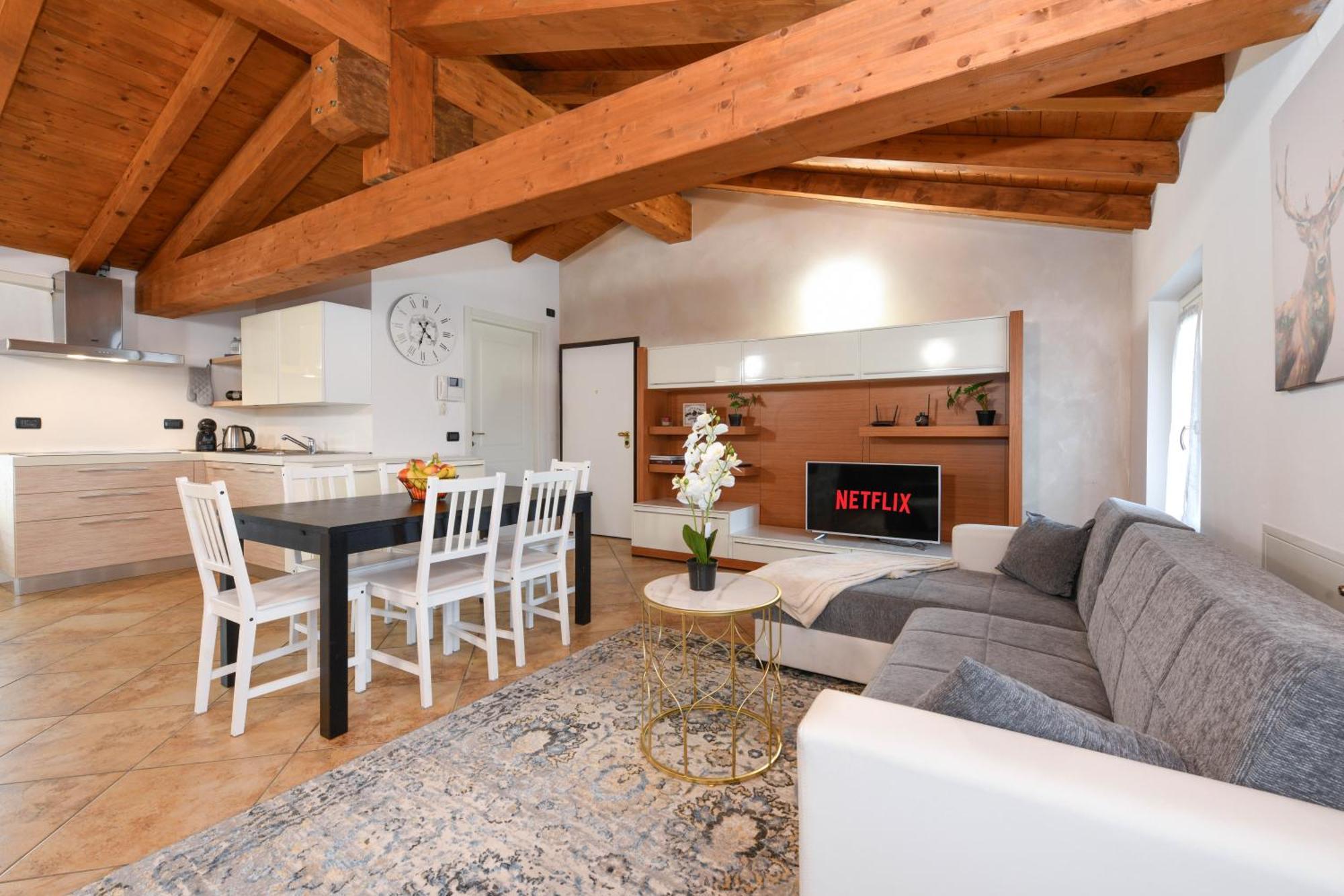 Wendy Apartment- Twobedroom & Pool & Parkprivatefree & Sports Desenzano del Garda Buitenkant foto