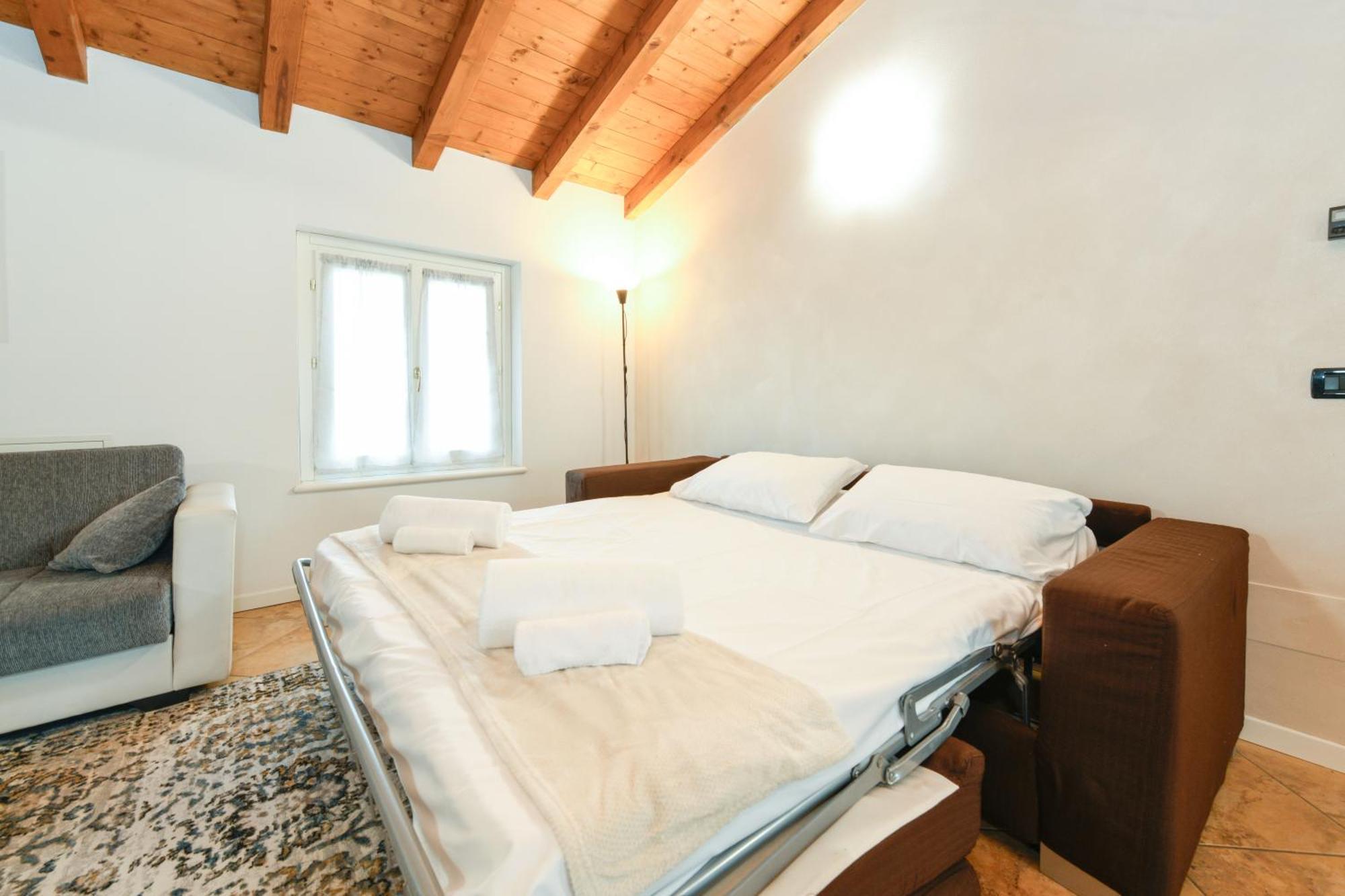 Wendy Apartment- Twobedroom & Pool & Parkprivatefree & Sports Desenzano del Garda Buitenkant foto