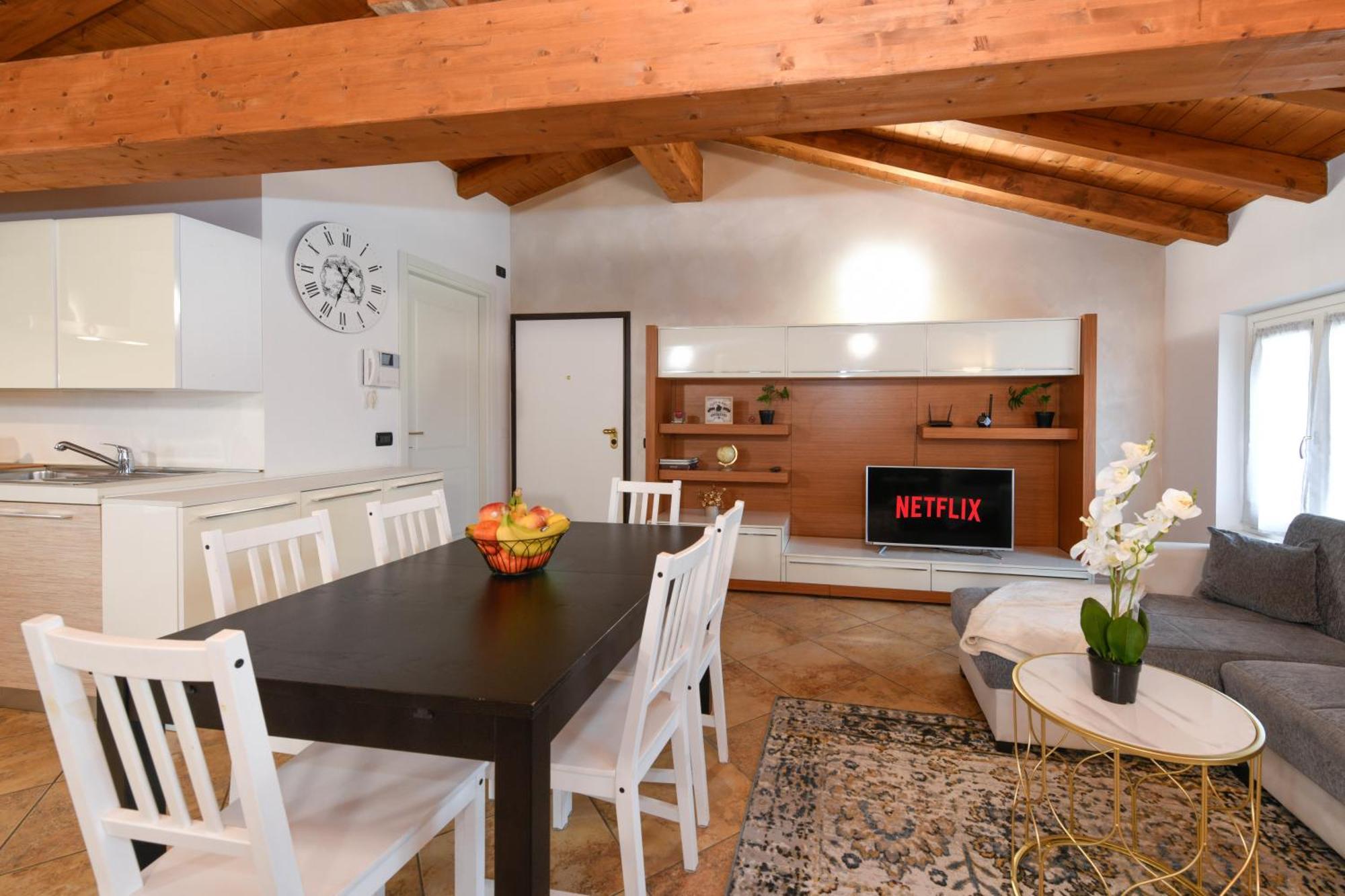 Wendy Apartment- Twobedroom & Pool & Parkprivatefree & Sports Desenzano del Garda Buitenkant foto